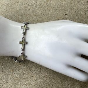 Genuine Mother of Pearl Shell Cross Bracelet signed SJ Women’s Sz 7”